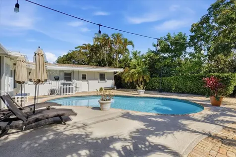 2220 Ne 34th Court Lighthouse Point FL 33064
