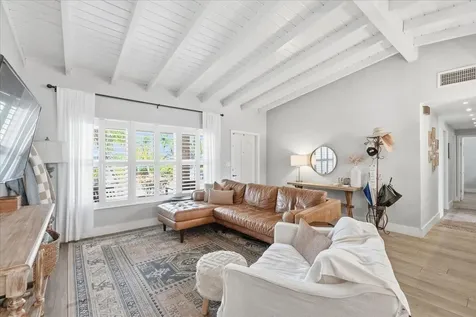 2220 Ne 34th Court Lighthouse Point FL 33064