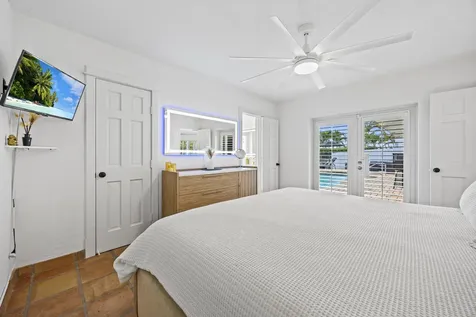 1130 Se 5th Avenue Pompano Beach FL 33060