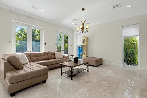 860 E Park Drive Boca Raton FL 33432
