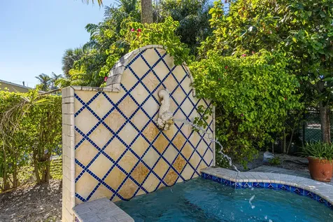 860 E Park Drive Boca Raton FL 33432