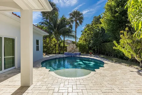 860 E Park Drive Boca Raton FL 33432