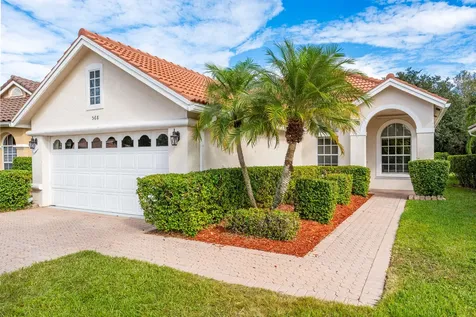 568 Sw New Castle Cove Port Saint Lucie FL 34986