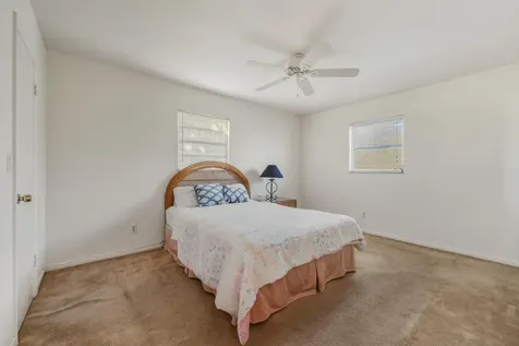 307 Se Husted Terrace Port Saint Lucie FL 34983