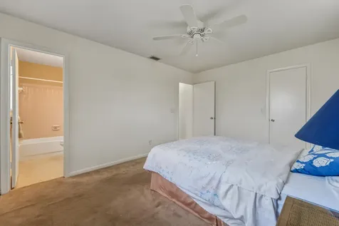 307 Se Husted Terrace Port Saint Lucie FL 34983