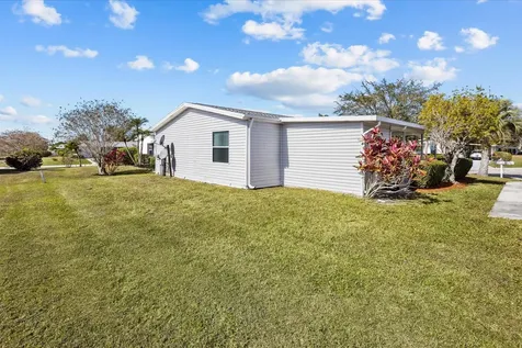 3805 Doral Court Port Saint Lucie FL 34952