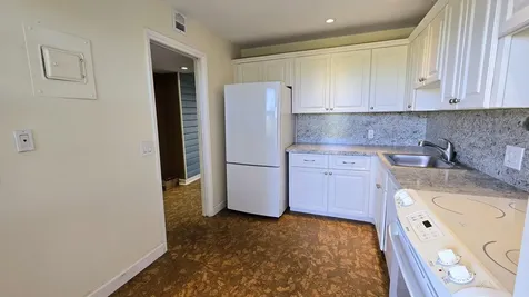 2950 N Palm Aire Drive Pompano Beach FL 33069