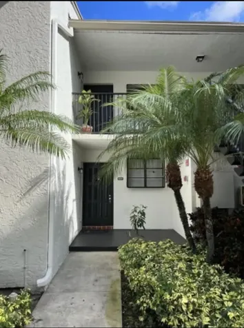 1256 S Military Trail Deerfield Beach FL 33442