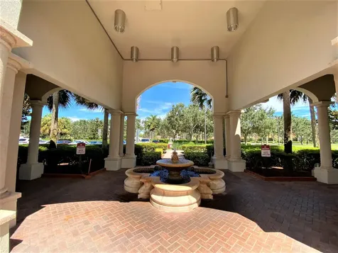 6728 Old Farm Trail Boynton Beach FL 33437