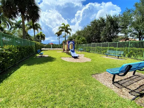 6728 Old Farm Trail Boynton Beach FL 33437