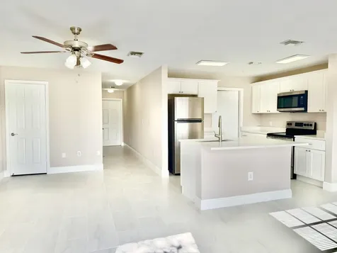 6728 Old Farm Trail Boynton Beach FL 33437