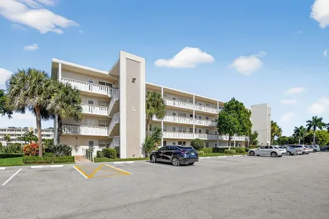1034 Ashby D Deerfield Beach FL 33442