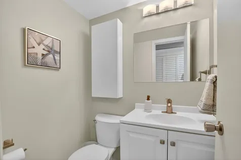 1034 Ashby D Deerfield Beach FL 33442