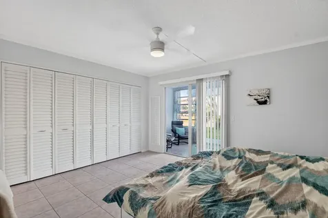 1034 Ashby D Deerfield Beach FL 33442