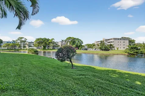 1034 Ashby D Deerfield Beach FL 33442