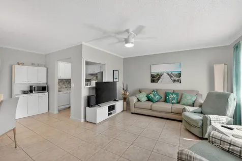 1034 Ashby D Deerfield Beach FL 33442