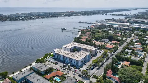 1502 S Lakeside Drive Lake Worth Beach FL 33460