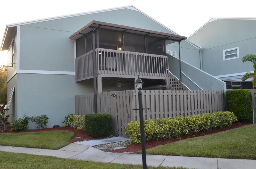 1212 Breezy Way Sebastian FL 32958