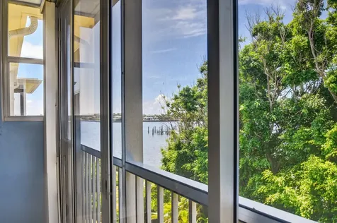 1810 New Palm Way Boynton Beach FL 33435