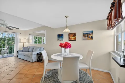 1810 New Palm Way Boynton Beach FL 33435