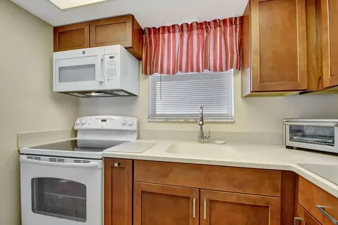 1810 New Palm Way Boynton Beach FL 33435