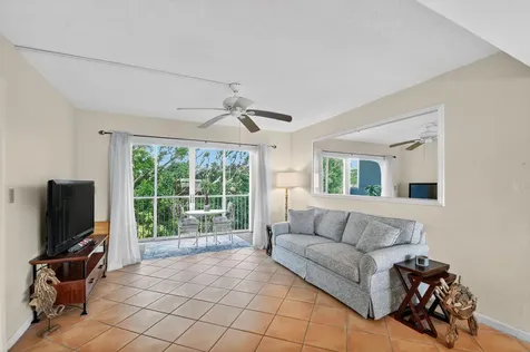 1810 New Palm Way Boynton Beach FL 33435