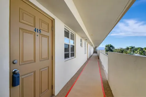 1810 New Palm Way Boynton Beach FL 33435