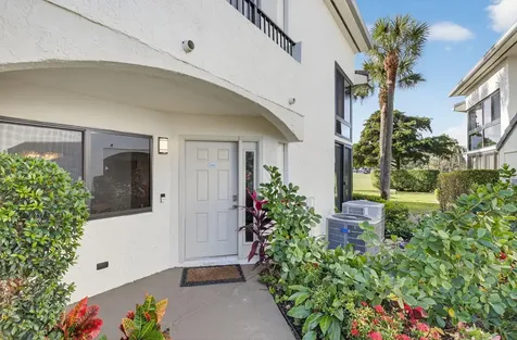 15961 Loch Katrine Trail Delray Beach FL 33446