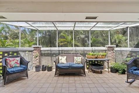 419 Pine Tree Court Atlantis FL 33462
