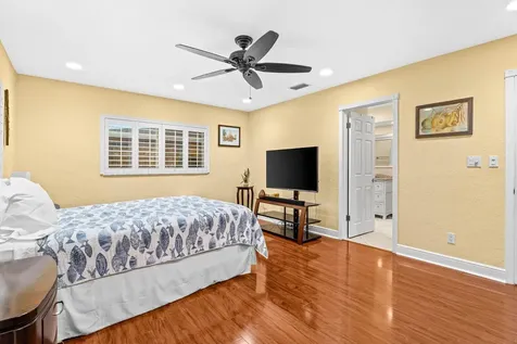 1540 Sw 56th Avenue Plantation FL 33317