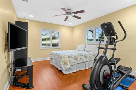 1540 Sw 56th Avenue Plantation FL 33317