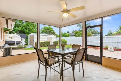 1540 Sw 56th Avenue Plantation FL 33317