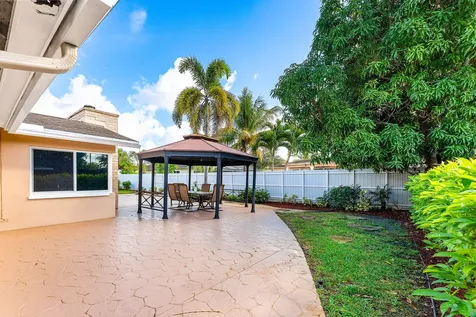 1540 Sw 56th Avenue Plantation FL 33317