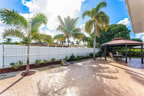 1540 Sw 56th Avenue Plantation FL 33317