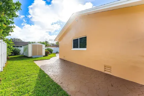 1540 Sw 56th Avenue Plantation FL 33317