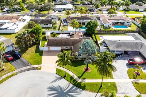 1540 Sw 56th Avenue Plantation FL 33317