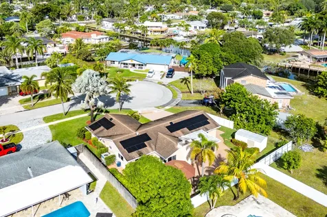 1540 Sw 56th Avenue Plantation FL 33317