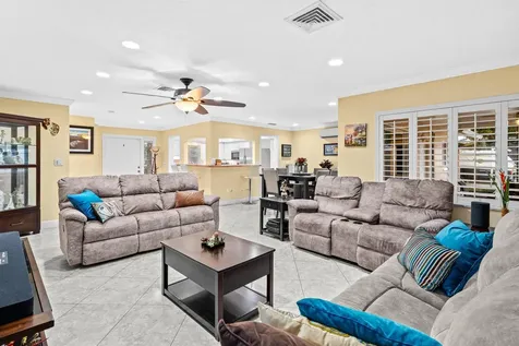 1540 Sw 56th Avenue Plantation FL 33317