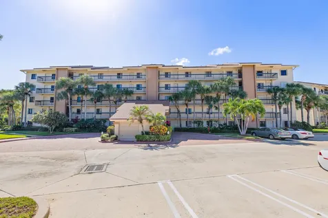 1501 Marina Isle Way Jupiter FL 33477