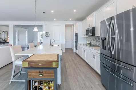 6358 Arcadia Square Vero Beach FL 32966