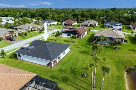 6358 Arcadia Square Vero Beach FL 32966
