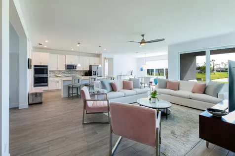 6358 Arcadia Square Vero Beach FL 32966