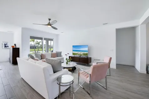 6358 Arcadia Square Vero Beach FL 32966