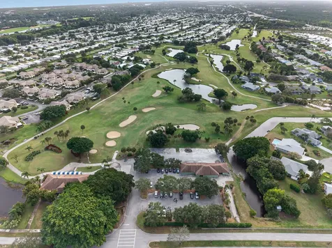 6940 Se Constitution Boulevard Hobe Sound FL 33455