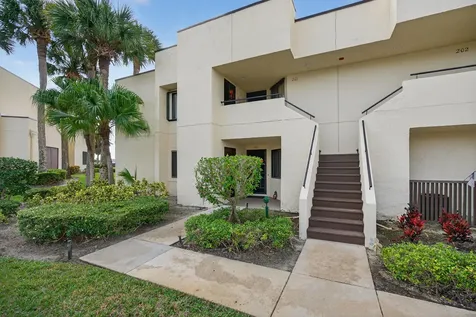 6940 Se Constitution Boulevard Hobe Sound FL 33455