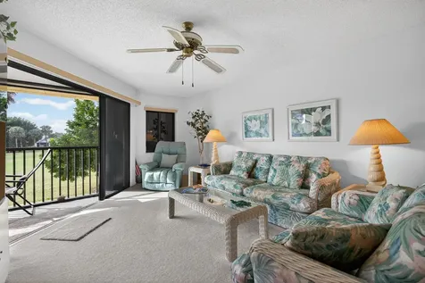 6940 Se Constitution Boulevard Hobe Sound FL 33455