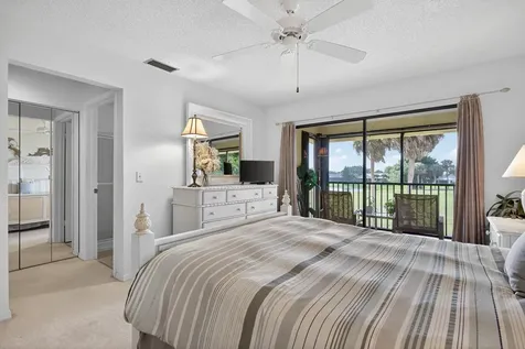 6940 Se Constitution Boulevard Hobe Sound FL 33455