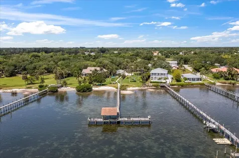 11450 S Indian River Drive Sebastian FL 32958