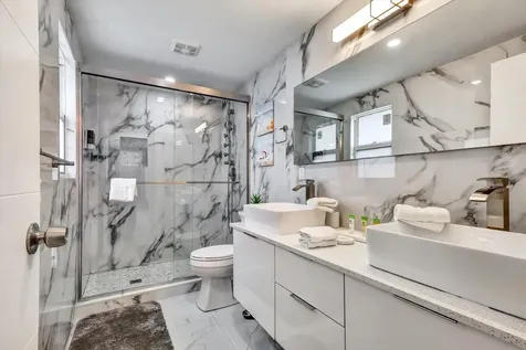255 Glouchester Street Boca Raton FL 33487