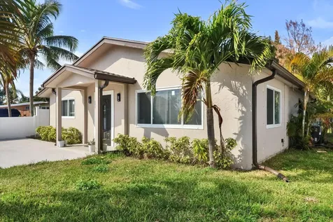 255 Glouchester Street Boca Raton FL 33487